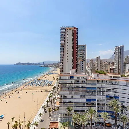 Blue Horizon In شقة بينايدورم